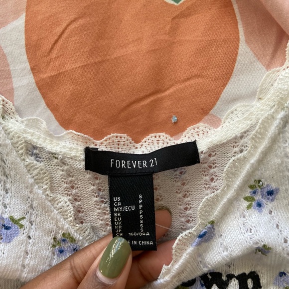 Forever21 Hometown Girl crop top - Picture 2 of 4